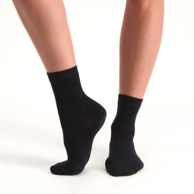 Socken mit Silikon Fersenschutz (pro Paar)